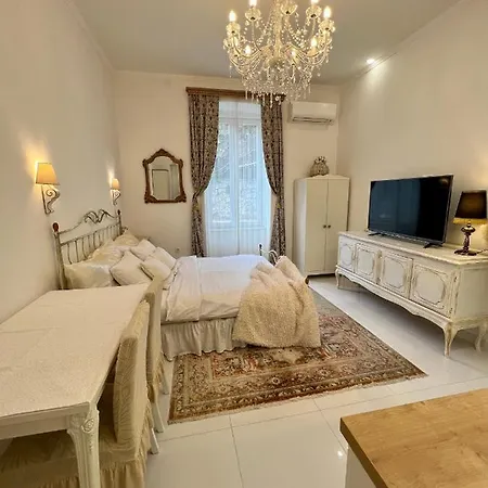 Petite Boudoir * Opatija